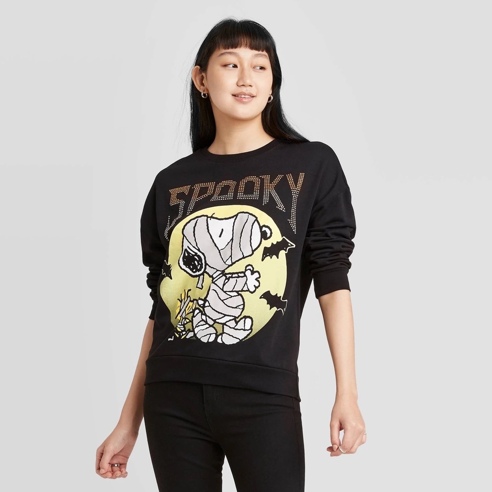 Snoopy Spooky Halloween Mummy Black Sweatshirt